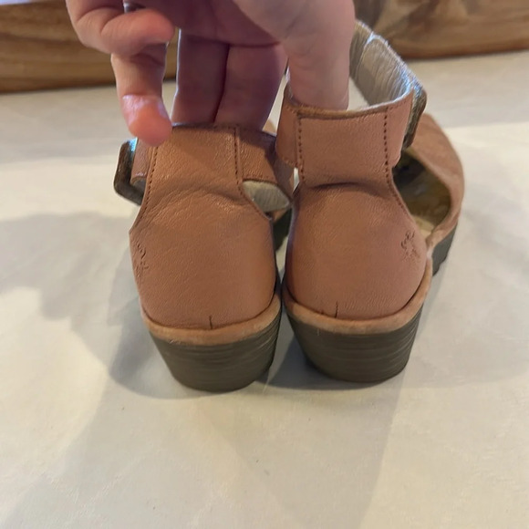 FLY London Wedge Platform Sandal - Size 38 EUC‎ - Picture 6 of 6